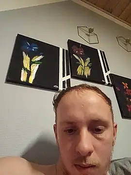 Qmaster69 online show from 3, 3, 2025