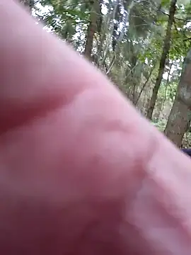 Qmaster69 online show from 10, 10, 2025