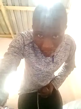 Tshidiso7 online show from 4, 12, 2025