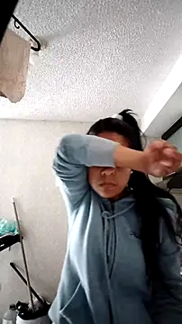 Tiphanydirty3 online show from 18, 4, 2026