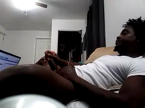 Hugedick0071 online show from 13, 11, 2025