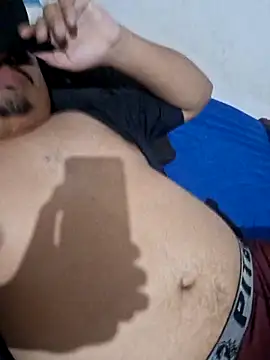 Snapshot of sergiosilva100 chatting on 16, 12, 2025 sergiosilva100 online show from 16, 12, 2025