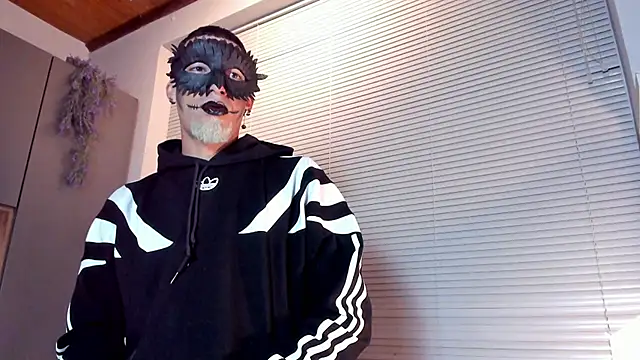 DrakeNeumann online show from 11, 10, 2025