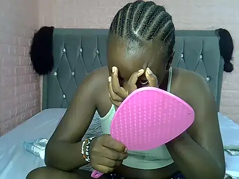 Snapshot of sexybree_ chatting on 7, 6, 2026 sexybree online show from 7, 6, 2026