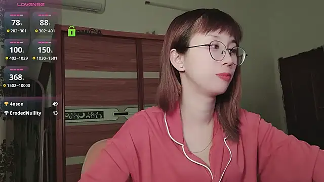 Lili 666 online show from 13, 3, 2025