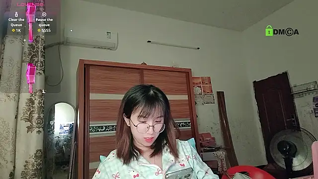 Lili 666 online show from 25, 10, 2025