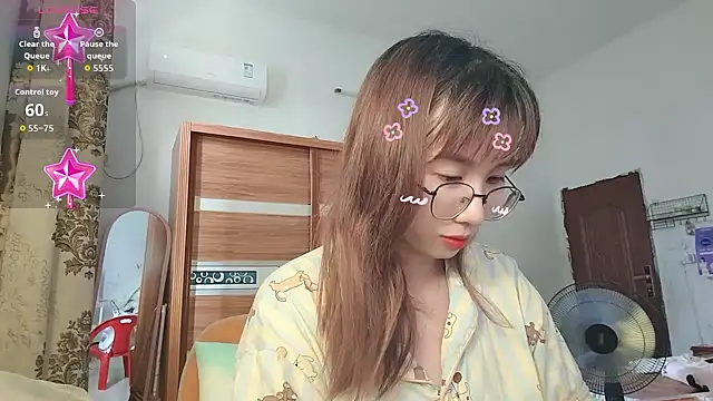 Lili 666 online show from 2, 6, 2026