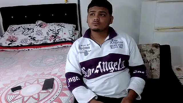 Boycuriousxxx online show from 2, 4, 2026