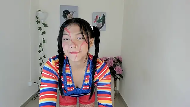 Snapshot of Charlothe_capell chatting on 18, 10, 2025 Charlothe capell online show from 18, 10, 2025