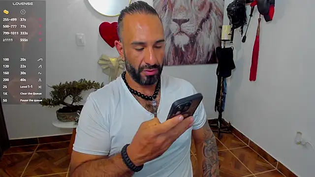 mr maik online show from 18, 2, 2025