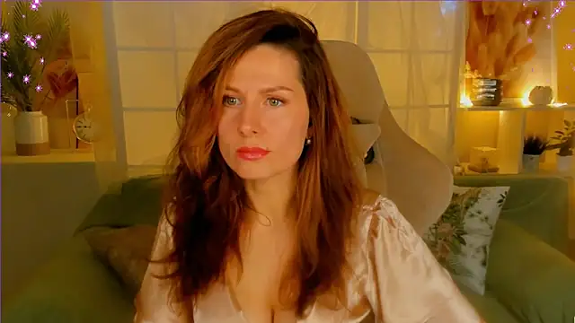 April o Nill online show from 23, 12, 2024