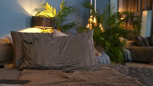 Snapshot of _keeti_ chatting on 26, 10, 2025 keeti online show from 26, 10, 2025