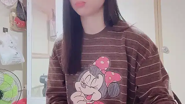Snapshot of LinhChi_9x chatting on 2, 2, 2026 LinhChi 9x online show from 2, 2, 2026