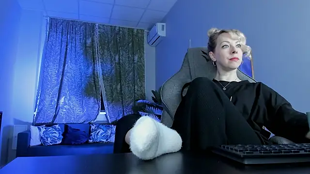 LylithSkye online show from 21, 2, 2026