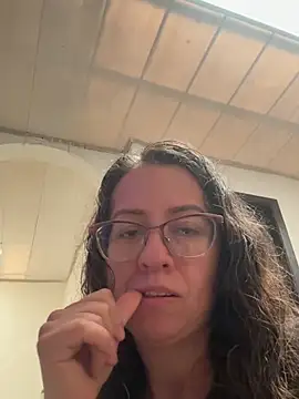 miss hanna07 online show from 16, 4, 2026