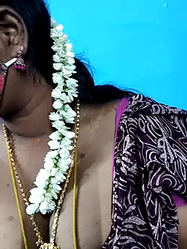 Snapshot of mayaa2u chatting on 6, 6, 2026 mayaa2u online show from 6, 6, 2026