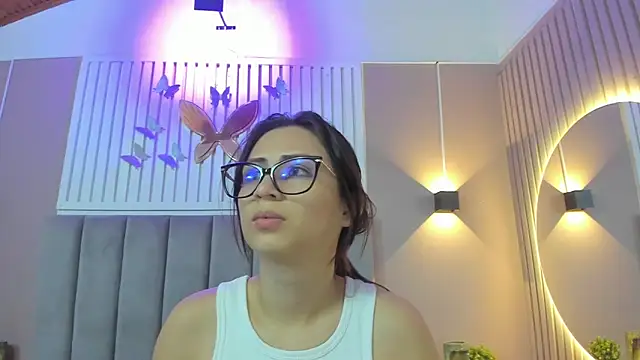 diosa cristal online show from 1, 2, 2025