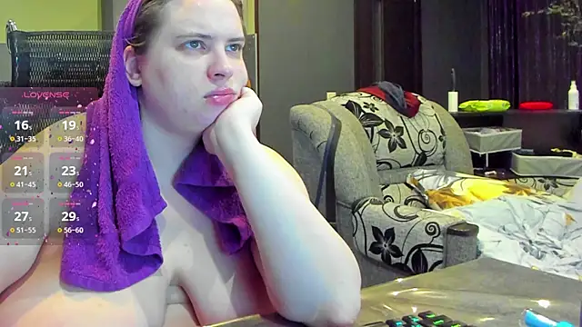 1lindsey1 online show from 13, 9, 2025