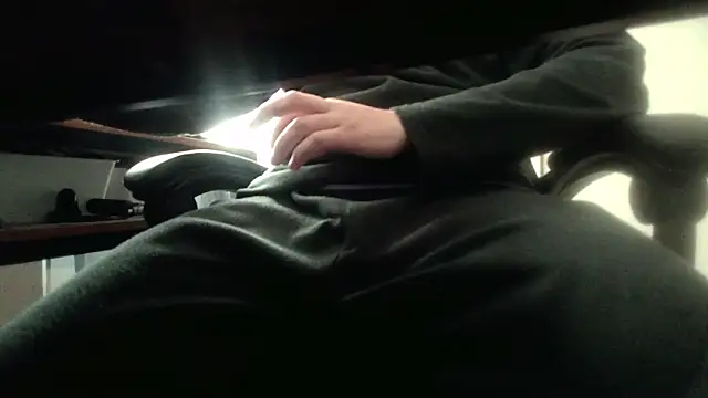 kira1807 online show from 28, 2, 2026