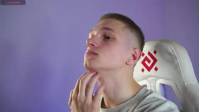 dustyn fox online show from 12, 3, 2025