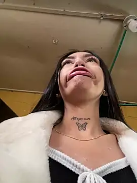 Snapshot of Effy_Bonny chatting on 28, 1, 2025 Effy Bonny online show from 28, 1, 2025