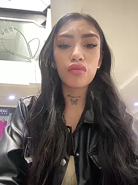 Snapshot of Effy_Bonny chatting on 2, 2, 2025 Effy Bonny online show from 2, 2, 2025