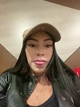 Snapshot of Effy_Bonny chatting on 5, 2, 2025 Effy Bonny online show from 5, 2, 2025