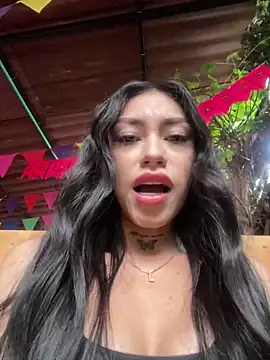 Snapshot of Effy_Bonny chatting on 6, 3, 2025 Effy Bonny online show from 6, 3, 2025