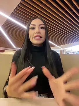 Snapshot of Effy_Bonny chatting on 8, 3, 2025 Effy Bonny online show from 8, 3, 2025