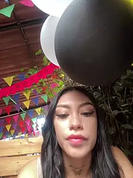 Snapshot of Effy_Bonny chatting on 12, 3, 2025 Effy Bonny online show from 12, 3, 2025