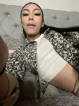 Snapshot of Effy_Bonny chatting on 15, 3, 2025 Effy Bonny online show from 15, 3, 2025