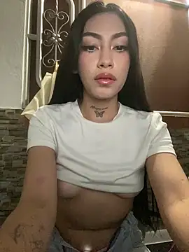 Snapshot of Effy_Bonny chatting on 23, 9, 2025 Effy Bonny online show from 23, 9, 2025