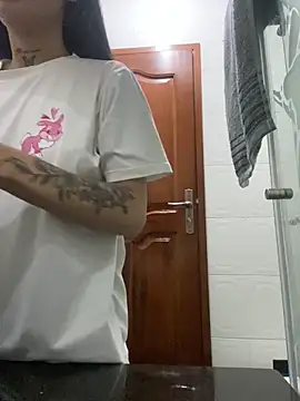 Snapshot of Effy_Bonny chatting on 5, 10, 2025 Effy Bonny online show from 5, 10, 2025