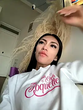 Snapshot of Effy_Bonny chatting on 31, 10, 2025 Effy Bonny online show from 31, 10, 2025