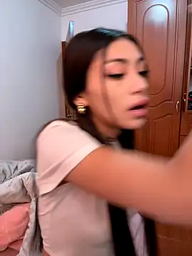 Snapshot of Effy_Bonny chatting on 4, 11, 2025 Effy Bonny online show from 4, 11, 2025