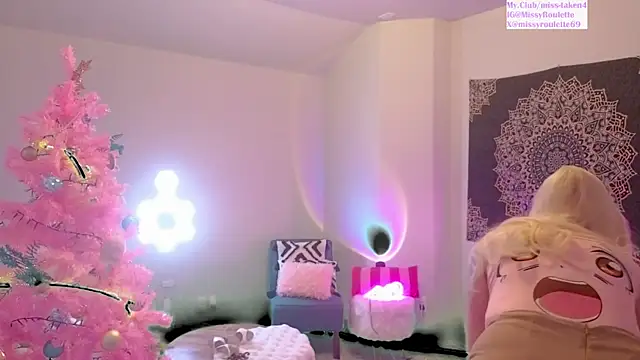 MissyRoulette online show from 10, 12, 2024