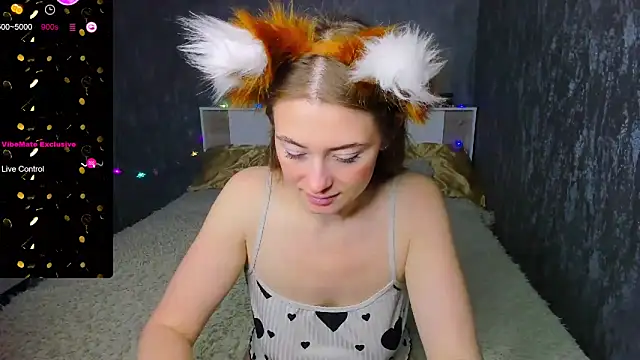 Demure Smile online show from 9, 11, 2025