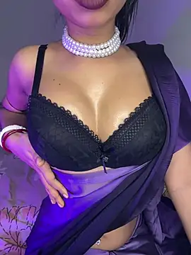 Hot-sexy222 online show from 2, 2, 2025