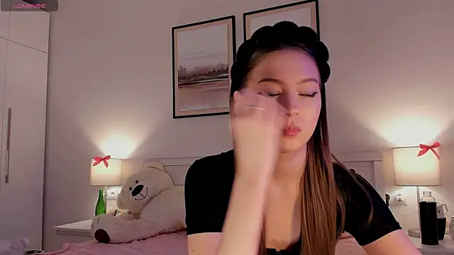 Snapshot of diana_nier chatting on 29, 11, 2025 diana nier online show from 29, 11, 2025