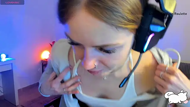 Piinkpandora online show from 14, 3, 2025