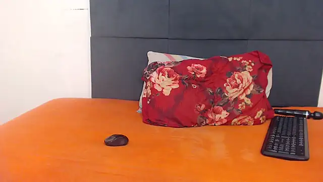 CANDY-X-LOVE-xx online show from 20, 12, 2024