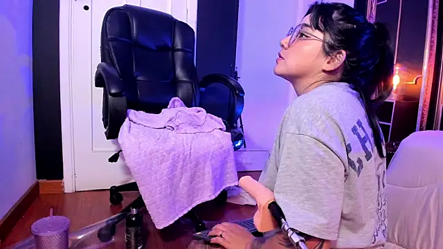 JeyLee online show from 6, 2, 2025