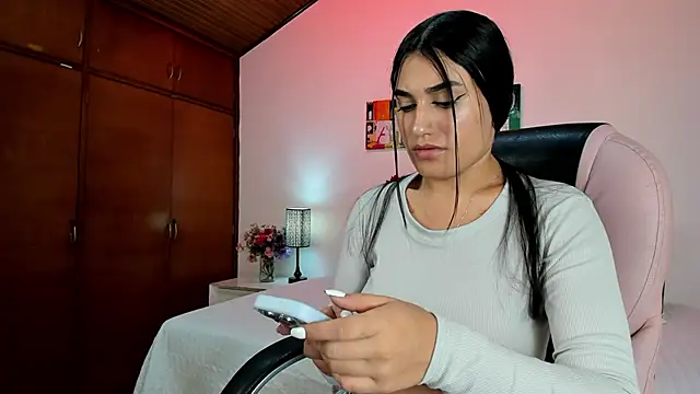 Alheli 16 online show from 11, 9, 2025