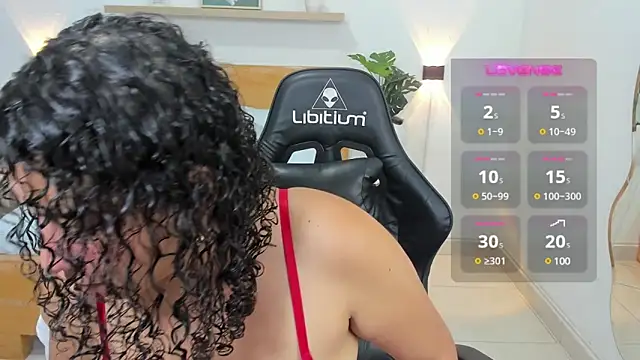 aixa 15 online show from 11, 2, 2025