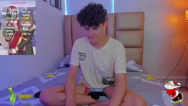 Snapshot of Nathan_Bluee chatting on 29, 12, 2024 Nathan Bluee online show from 29, 12, 2024