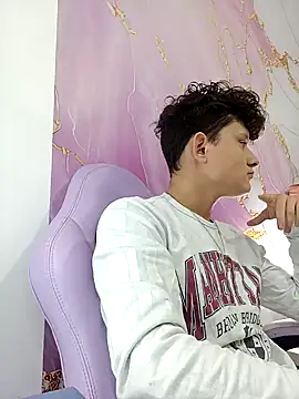 Snapshot of Nathan_Bluee chatting on 14, 1, 2025 Nathan Bluee online show from 14, 1, 2025