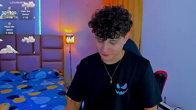 Snapshot of Nathan_Bluee chatting on 15, 3, 2025 Nathan Bluee online show from 15, 3, 2025