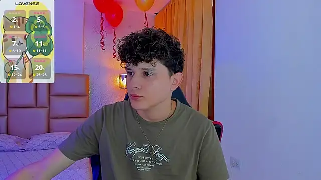 Snapshot of Nathan_Bluee chatting on 22, 3, 2025 Nathan Bluee online show from 22, 3, 2025