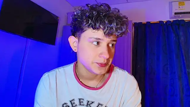 Nathan Bluee online show from 24, 4, 2026