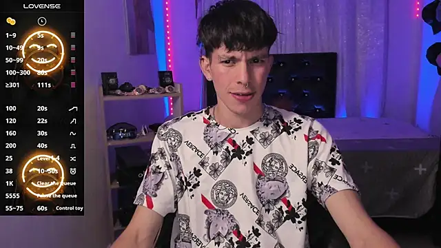 Snapshot of DominicPrince chatting on 19, 12, 2024 DominicPrince online show from 19, 12, 2024